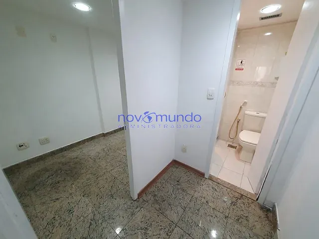 Sala com 33m², para alugar, no bairro Tijuca em Rio de Janeiro