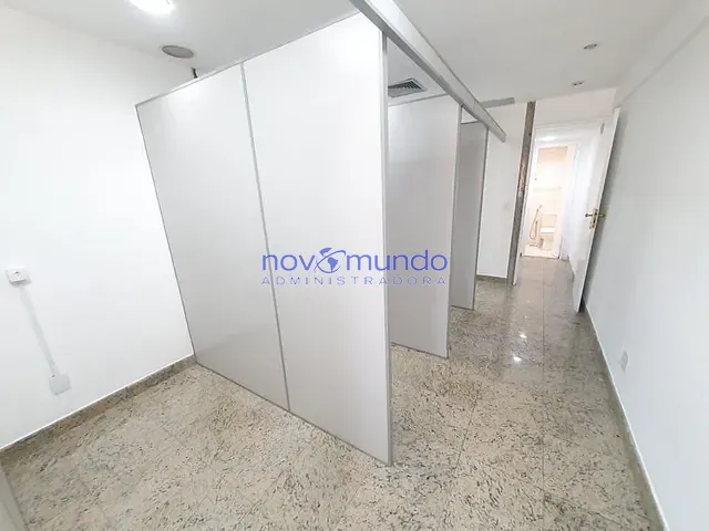 Sala com 33m², para alugar, no bairro Tijuca em Rio de Janeiro