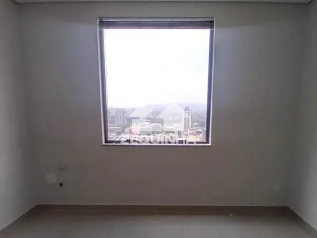 Sala com 32m², à venda, no bairro Vila Osasco em Osasco