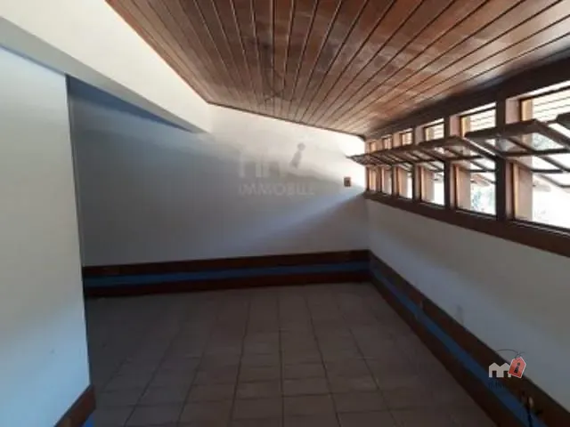 Sala à venda, no bairro Itaipava em Petrópolis