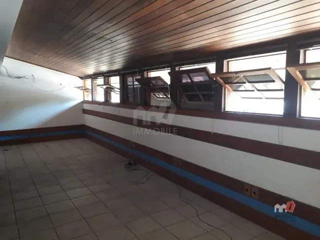 Sala à venda, no bairro Itaipava em Petrópolis