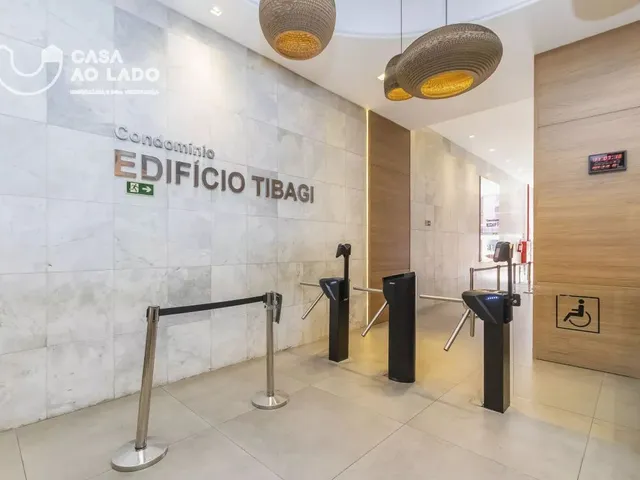Sala à venda, no bairro Centro em Curitiba