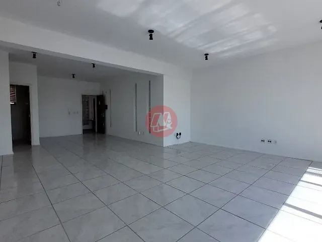 Sala para alugar, no bairro Floresta em Porto Alegre