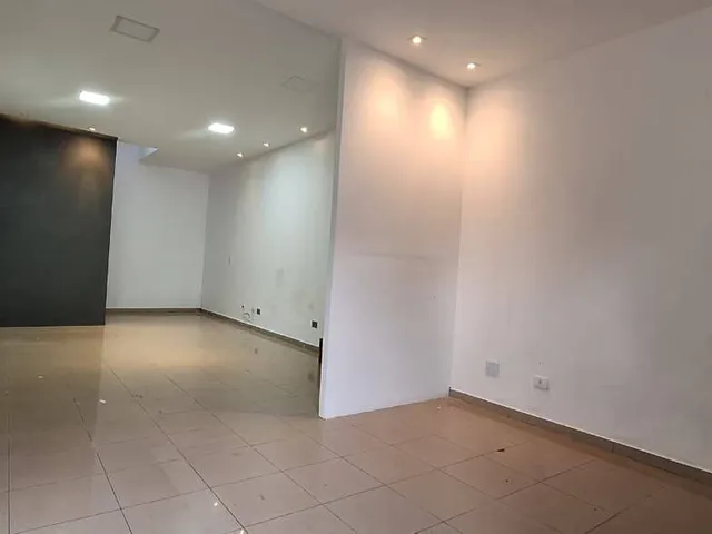 Sala para alugar, no bairro Centro em Cambé