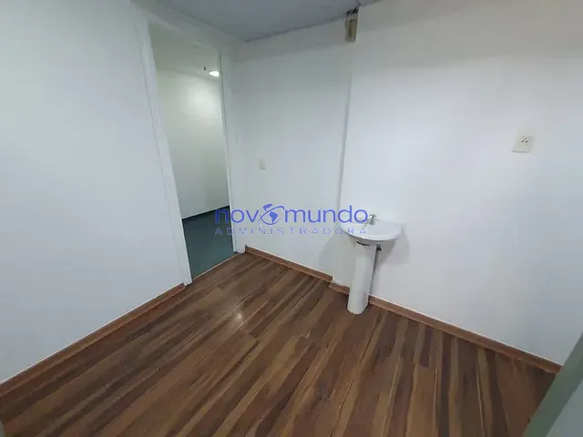 Sala com 66m², para alugar, no bairro Tijuca em Rio de Janeiro
