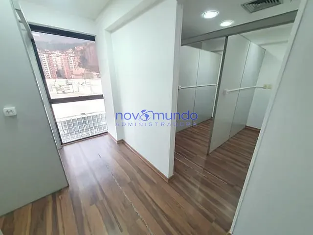 Sala com 66m², para alugar, no bairro Tijuca em Rio de Janeiro