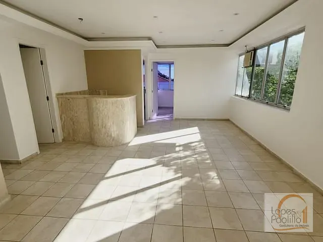 Sala com 56m², para alugar, no bairro Centro em Atibaia