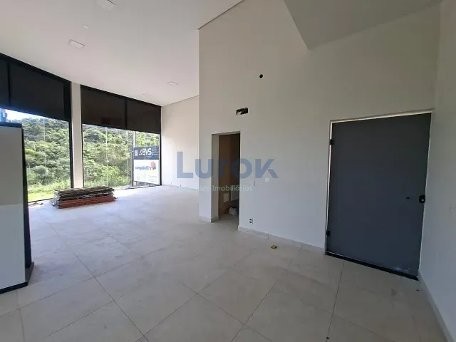 Sala com 79m², para alugar, no bairro Parque Nova Suíça em Valinhos