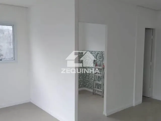 Sala com 34m², para alugar, no bairro Piratininga em Osasco