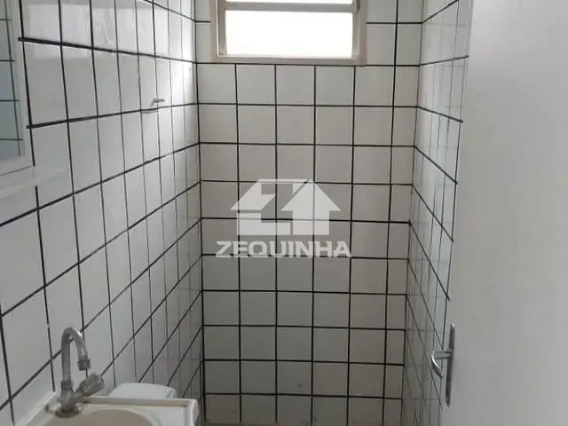 Sala com 34m², para alugar, no bairro Piratininga em Osasco