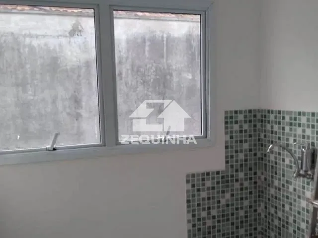 Sala com 34m², para alugar, no bairro Piratininga em Osasco