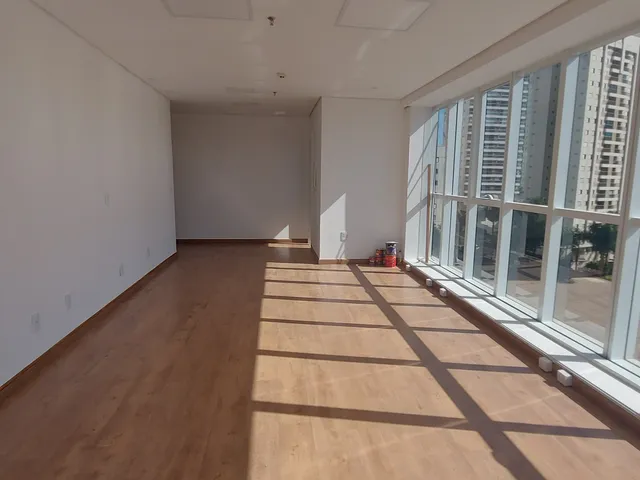 Sala para alugar, no bairro Gleba Palhano em Londrina