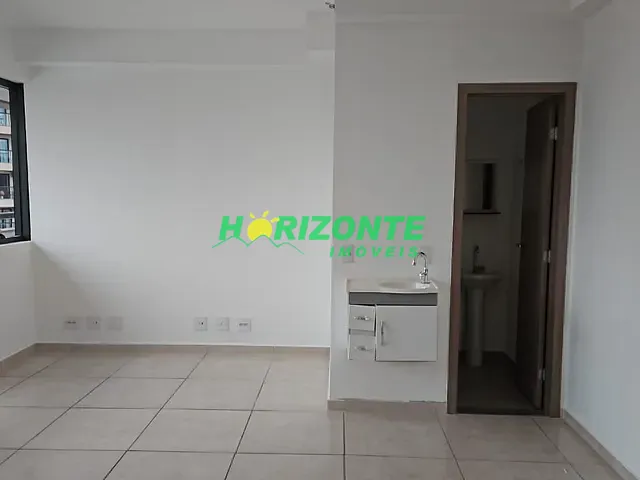 Sala com 37m², à venda ou para alugar, no bairro Jardim São Dimas em São José dos Campos