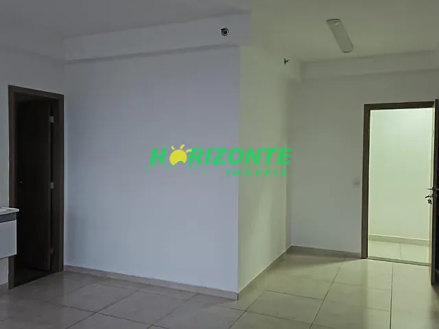 Sala com 37m², à venda ou para alugar, no bairro Jardim São Dimas em São José dos Campos