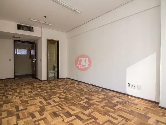 Sala para alugar, no bairro Centro em Porto Alegre