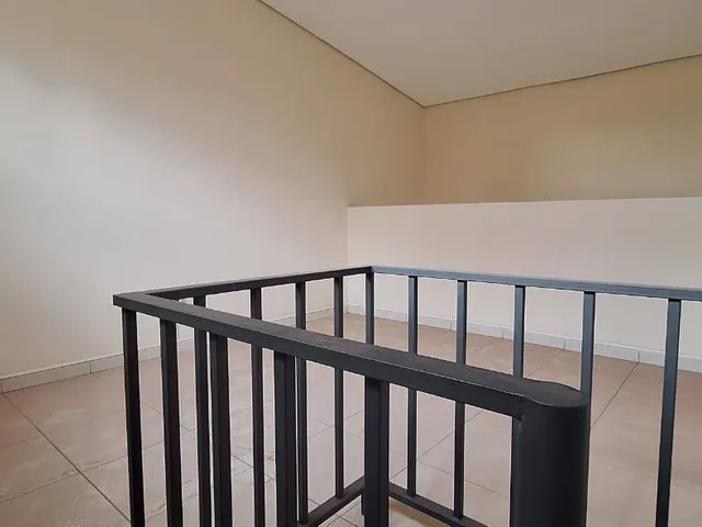 Sala à venda ou para alugar, no bairro Centro em Cambé