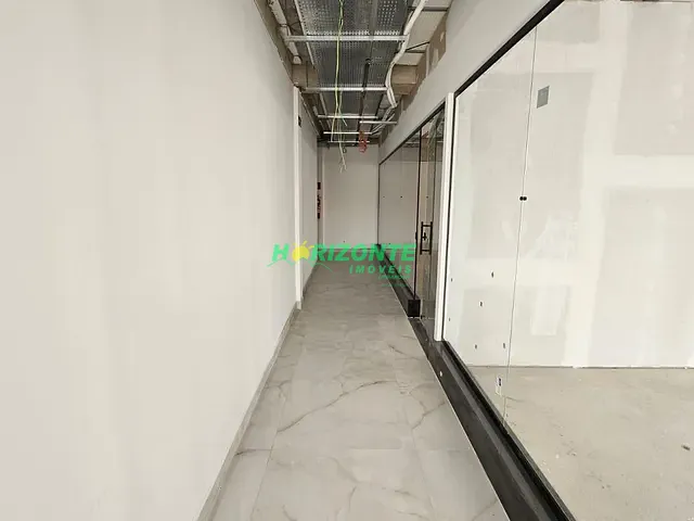 Sala com 76m², para alugar, no bairro Urbanova em São José dos Campos