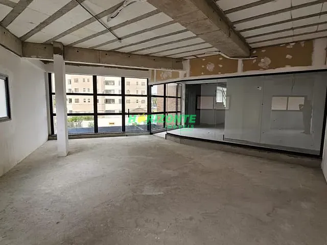 Sala com 76m², para alugar, no bairro Urbanova em São José dos Campos