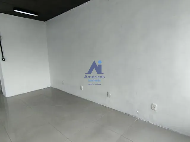 Sala para alugar, no bairro Recreio dos Bandeirantes em Rio de Janeiro