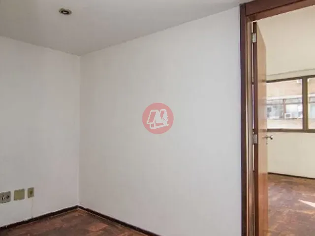 Sala para alugar, no bairro Centro em Porto Alegre
