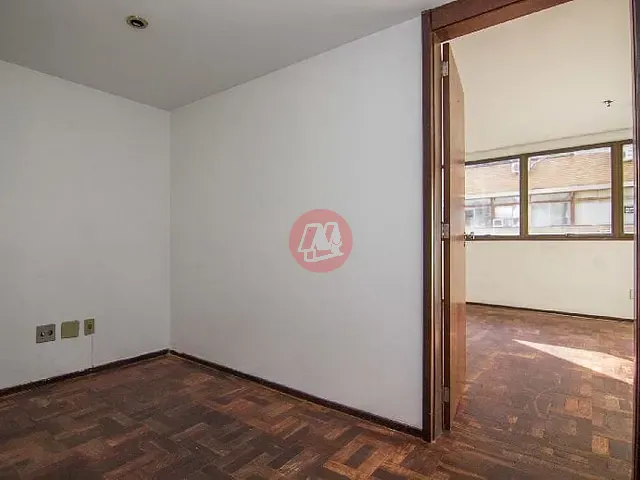 Sala para alugar, no bairro Centro em Porto Alegre