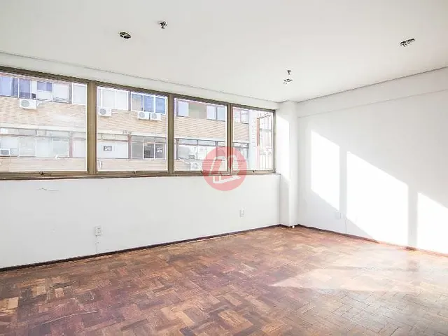 Sala para alugar, no bairro Centro em Porto Alegre