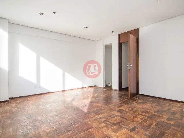 Sala para alugar, no bairro Centro em Porto Alegre