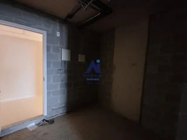 Sala à venda ou para alugar, no bairro Recreio dos Bandeirantes em Rio de Janeiro