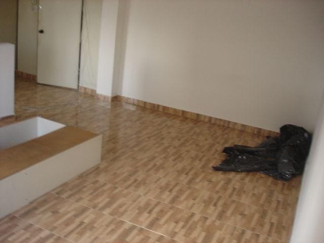 Sala com 40m², para alugar, no bairro Penha de França em São Paulo