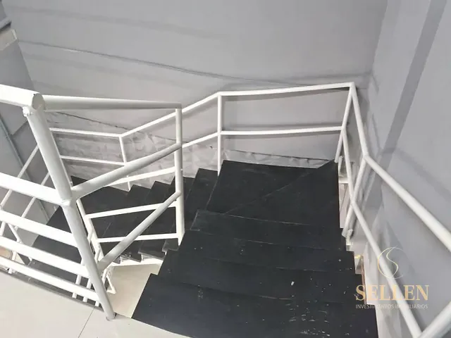 Sala para alugar, no bairro Centro em Balneário Camboriú