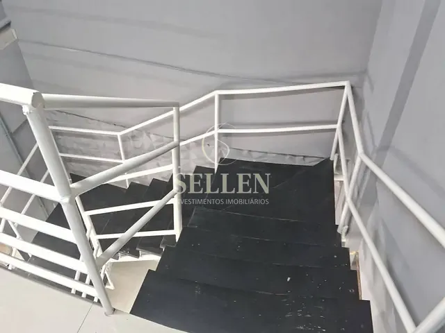 Sala para alugar, no bairro Centro em Balneário Camboriú