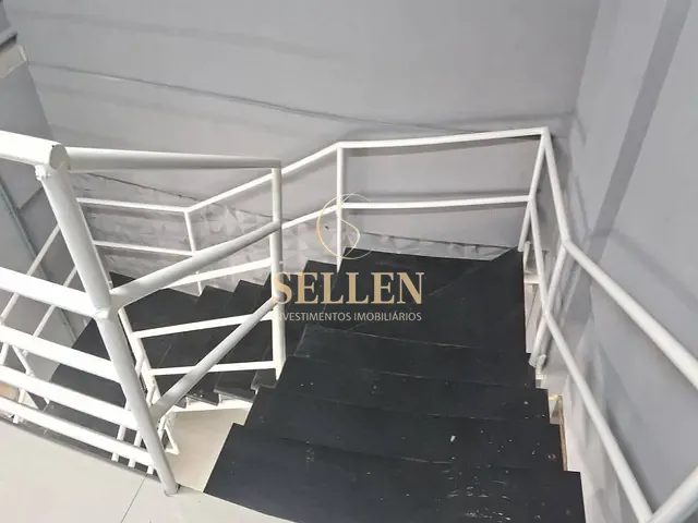 Sala para alugar, no bairro Centro em Balneário Camboriú