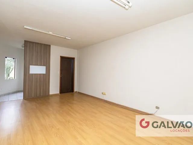 Sala para alugar, no bairro Água Verde em Curitiba