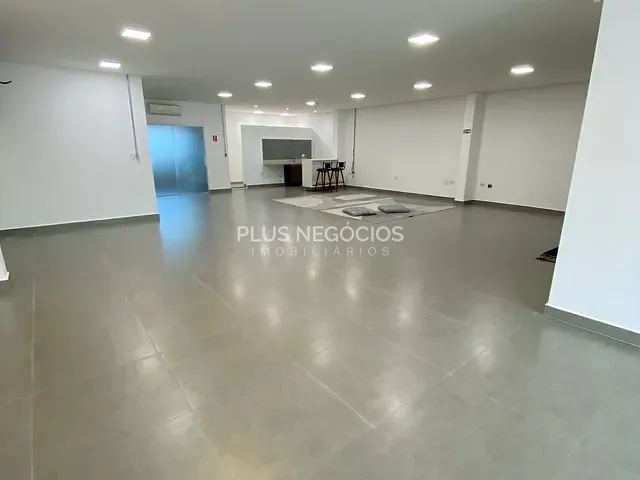 Sala com 300m², à venda, no bairro Jardim Faculdade em Sorocaba