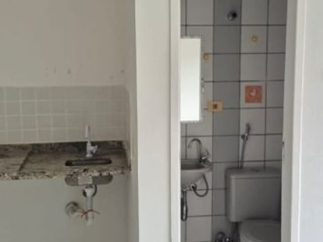 Sala à venda, no bairro Vila Mariana em São Paulo