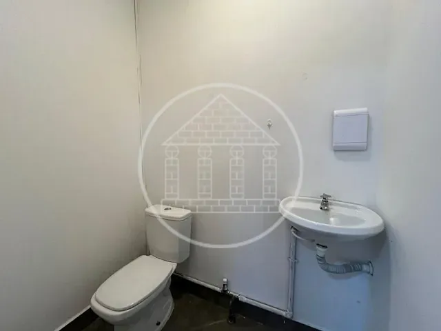 Sala para alugar, no bairro Interlagos em São Paulo