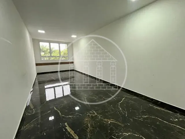 Sala para alugar, no bairro Interlagos em São Paulo
