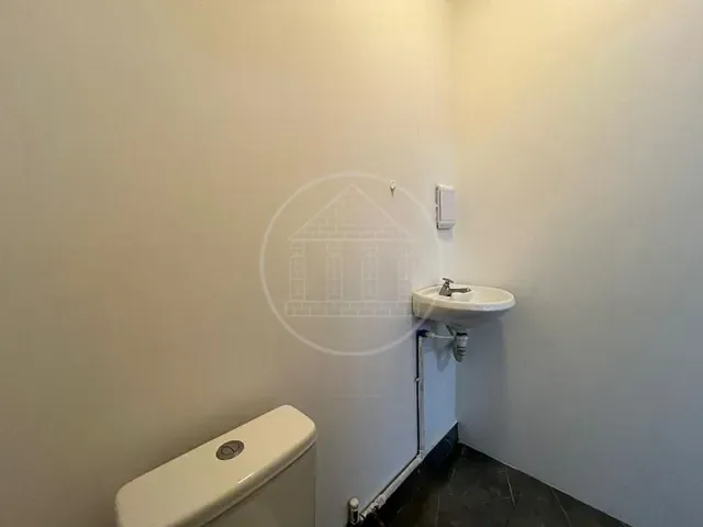 Sala para alugar, no bairro Interlagos em São Paulo
