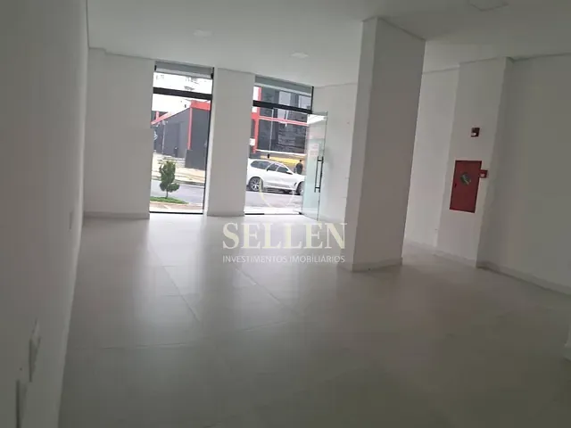 Sala para alugar, no bairro Nações em Balneário Camboriú