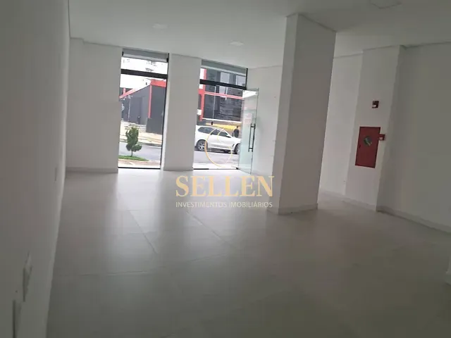 Sala para alugar, no bairro Nações em Balneário Camboriú