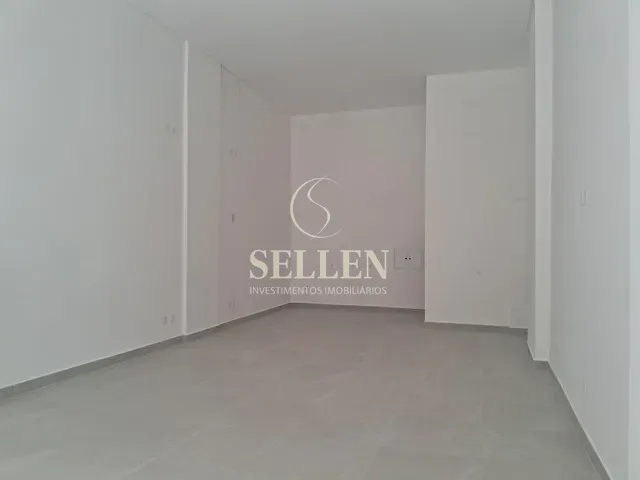 Sala para alugar, no bairro Nações em Balneário Camboriú