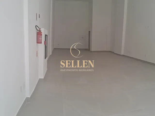 Sala para alugar, no bairro Nações em Balneário Camboriú