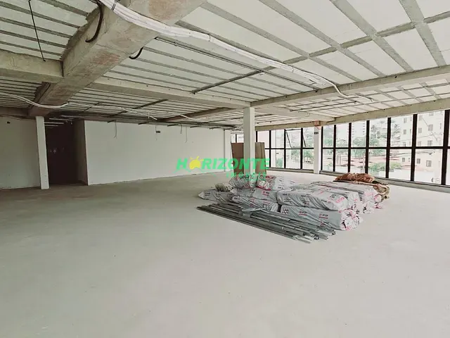 Sala com 83m², para alugar, no bairro Urbanova em São José dos Campos