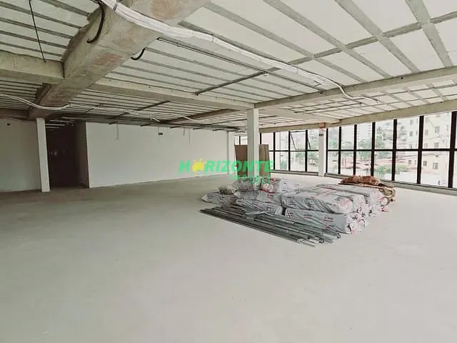 Sala com 83m², para alugar, no bairro Urbanova em São José dos Campos