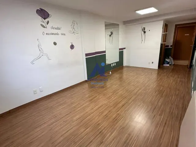 Sala com 26m², para alugar, no bairro Recreio dos Bandeirantes em Rio de Janeiro