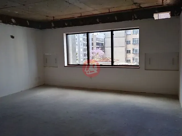 Sala para alugar, no bairro Moinhos de Vento em Porto Alegre