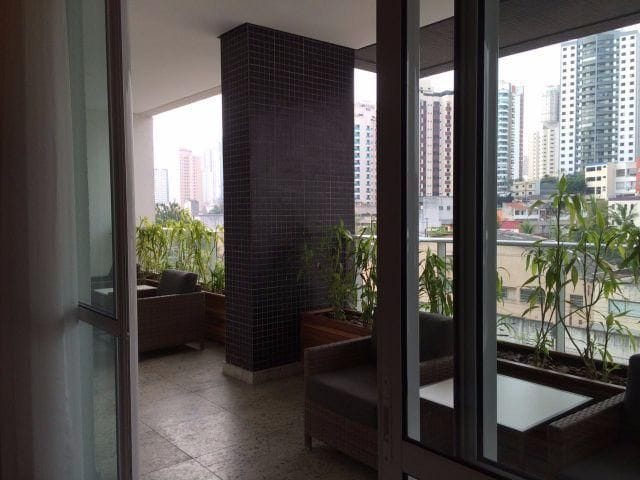 Sala com 32m², para alugar, no bairro Vila Formosa em São Paulo