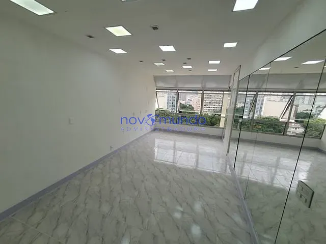 Sala com 29m², para alugar, no bairro Tijuca em Rio de Janeiro