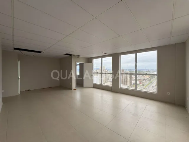 Sala para alugar, no bairro Aeroporto em Tubarão