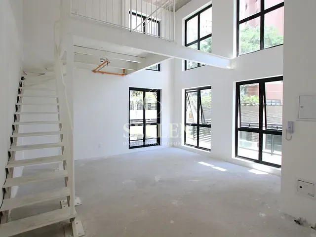 Sala com 131m², à venda, no bairro Jardim Villa Mariana em São Paulo
